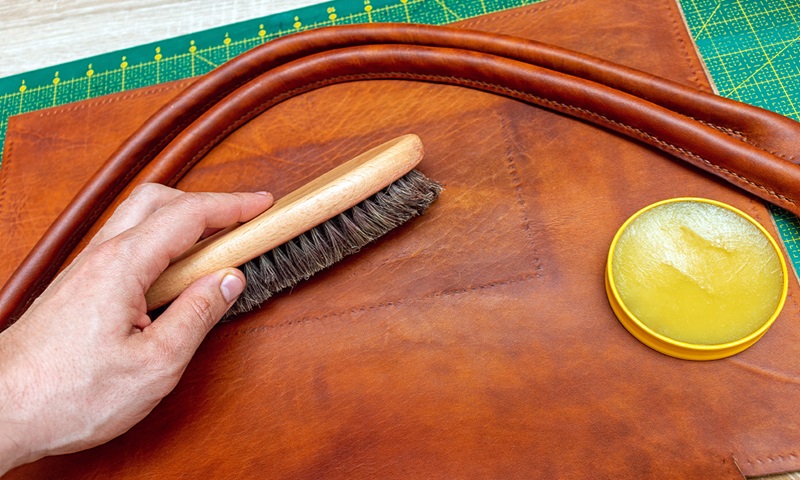 Textile & Leather Lubricants